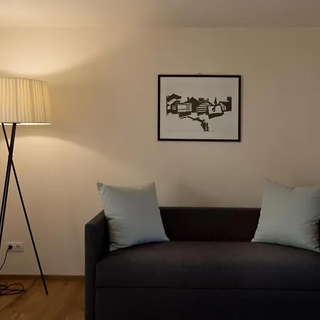 بيت ضيافة Schtubat