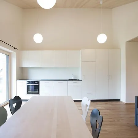 بيت ضيافة Schtubat