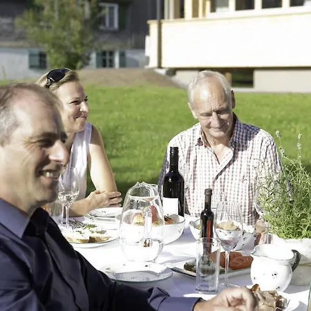 Schtubat أنديلسبوخ